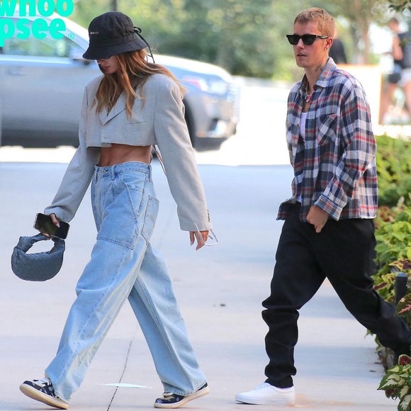 Bottega Veneta Mini Jodie Knotted Intrecciato Leather Shoulder Bag in Blue - Picture 5 of 17